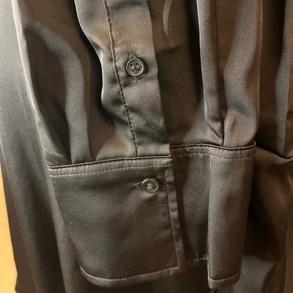 H&M V-Neck Black Satin Sexy Blouse (NWT) - Picture 8 of 12